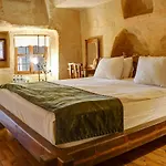 4 Cave House - Special Class