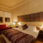 4 Cave House - Special Class Hotel