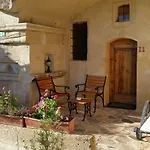 4 Cave House - Special Class 3*