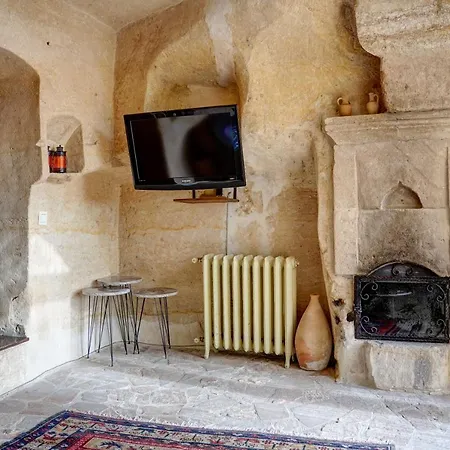 4 Cave House - Special Class Hotel