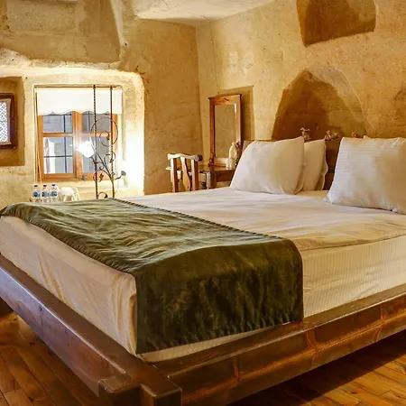 4 Cave House - Special Class