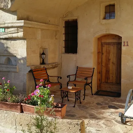 4 Cave House - Special Class 3*