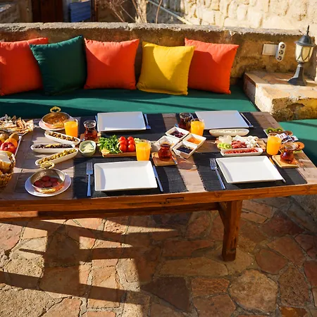 4 Cave House - Special Class