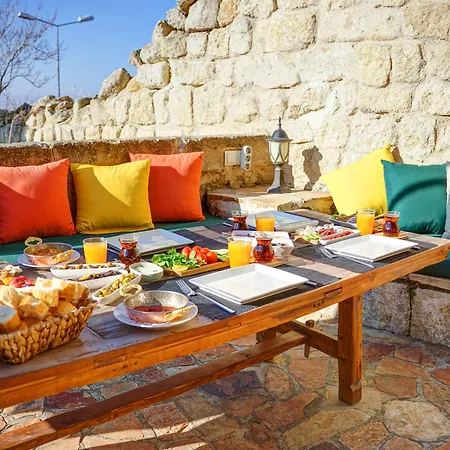 Hotel 4 Cave House - Special Class 3*
