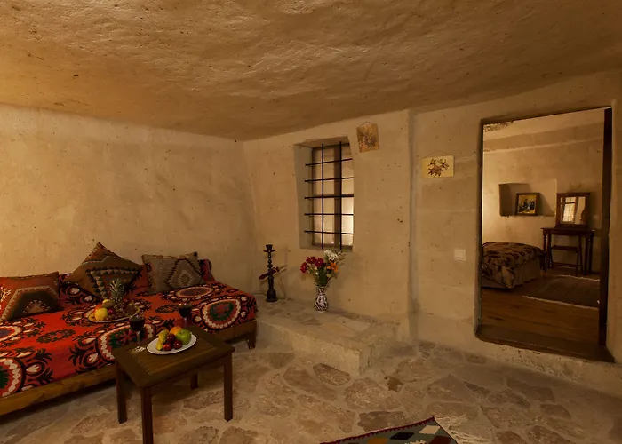 4 Cave House - Special Class 3*