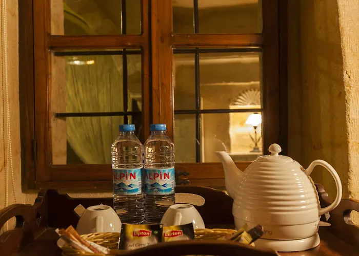 4 Cave House - Special Class Hotel