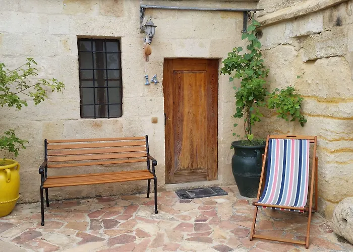 4 Cave House - Special Class 3* ウルギュップ