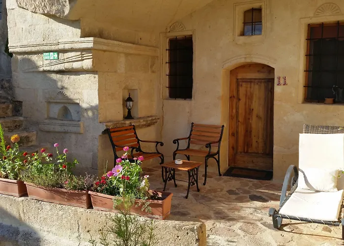 4 Cave House - Special Class 3*