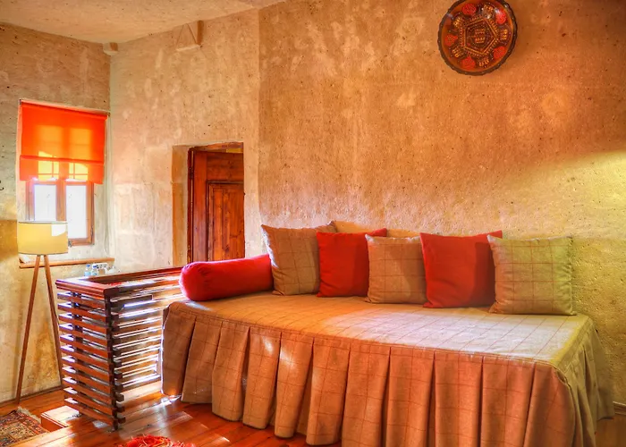 4 Cave House - Special Class 3*